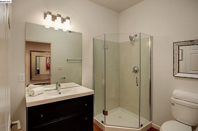 4893 Shattuck Avenue - Photo 7 of 8