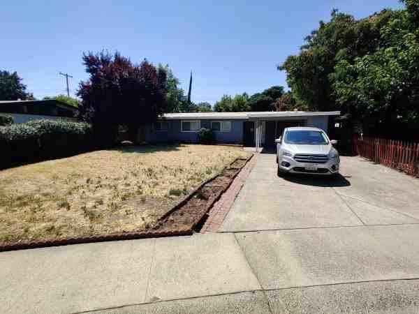 602 Windsor Dr #NA - Photo 3 of 8