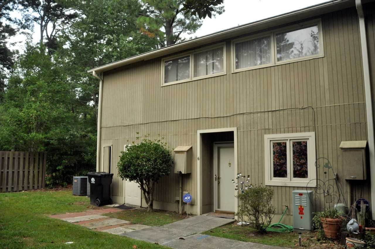 33 Wedgefield Village Rd #6 - Photo 2 of 15