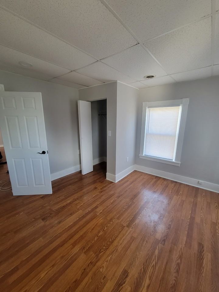 43 Canal St #2 - Photo 2 of 9