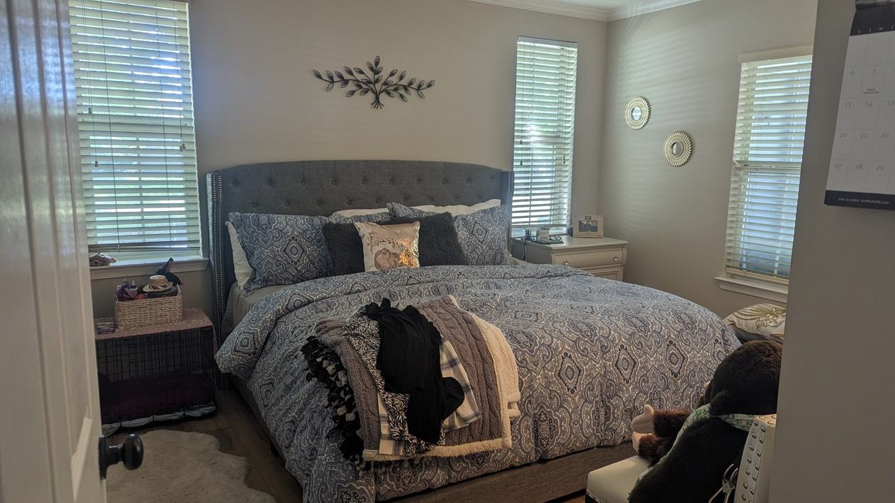 20311 Beechwood Ter #101 - Photo 3 of 5