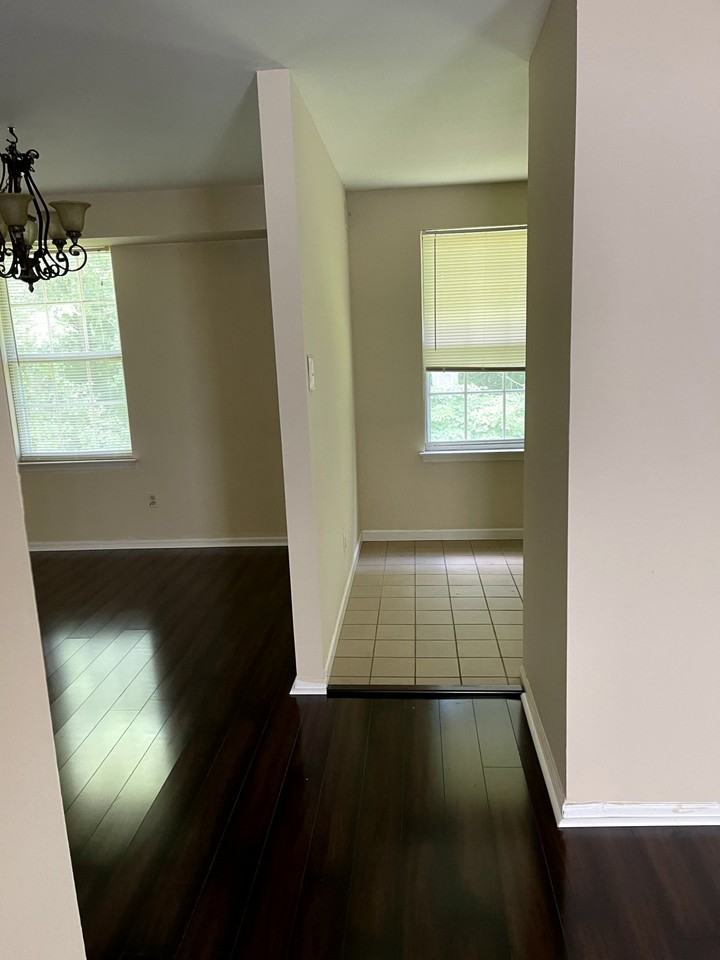 575 S Dove Rd #B - Photo 2 of 15