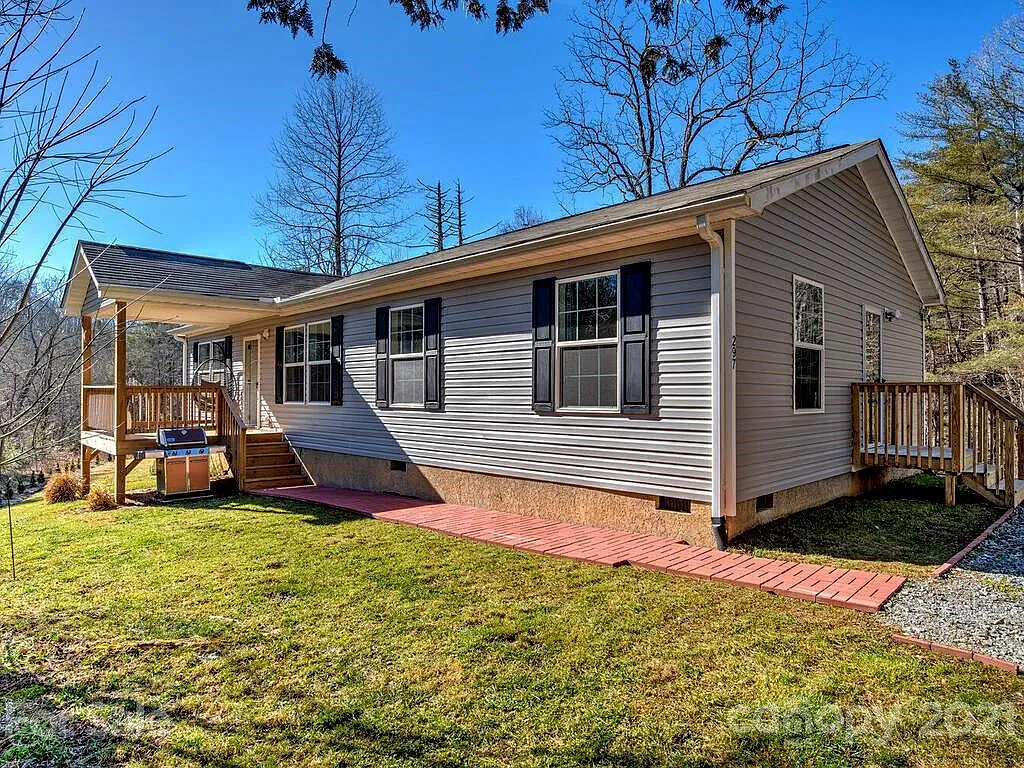 297 Sentelle Ln #NA - Photo 3 of 14