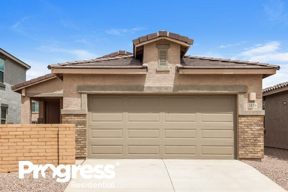 11856 W Rancho Dr - Photo 3 of 16