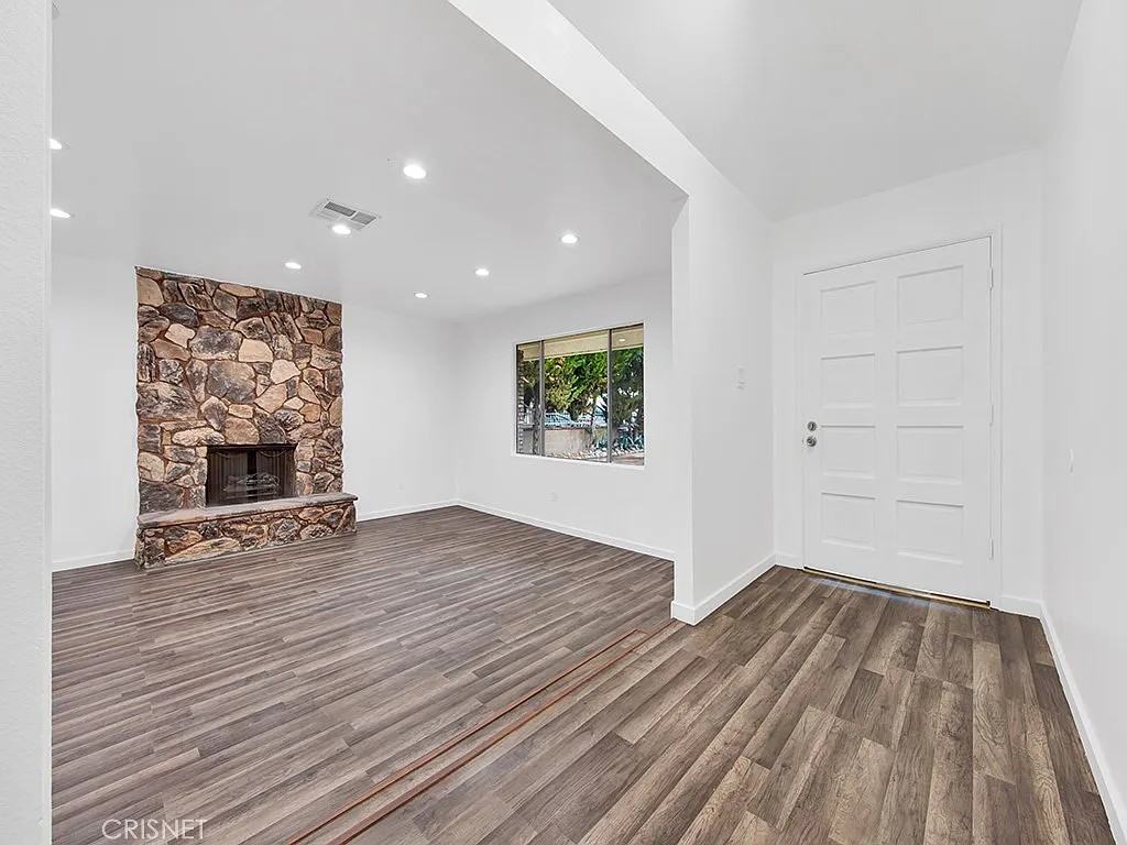 4522 Quartz Hill Road - Photo 2 of 14