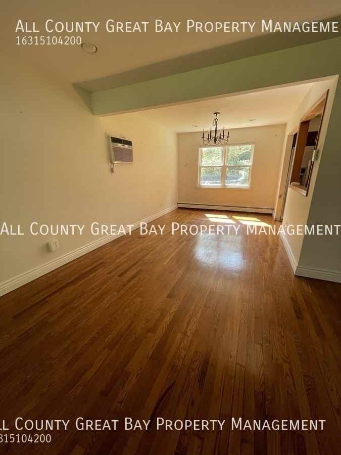 4 Williamsburgh Ln - Photo 3 of 16