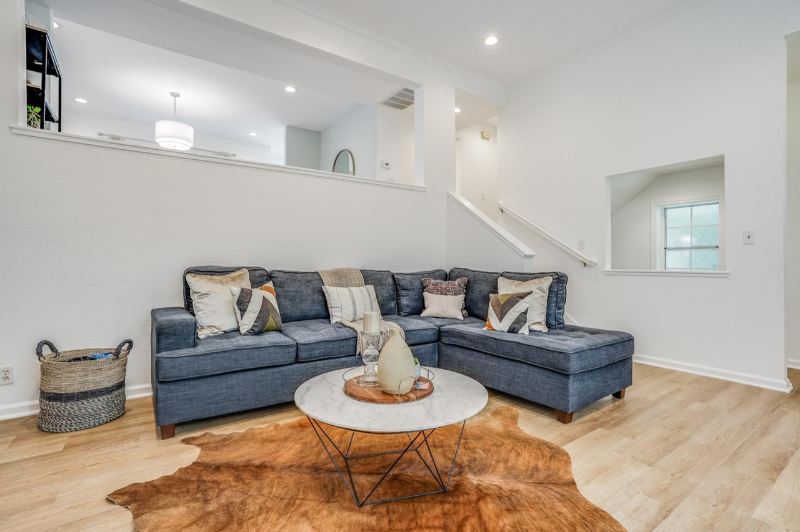 14 Arch St - Photo 3 of 30