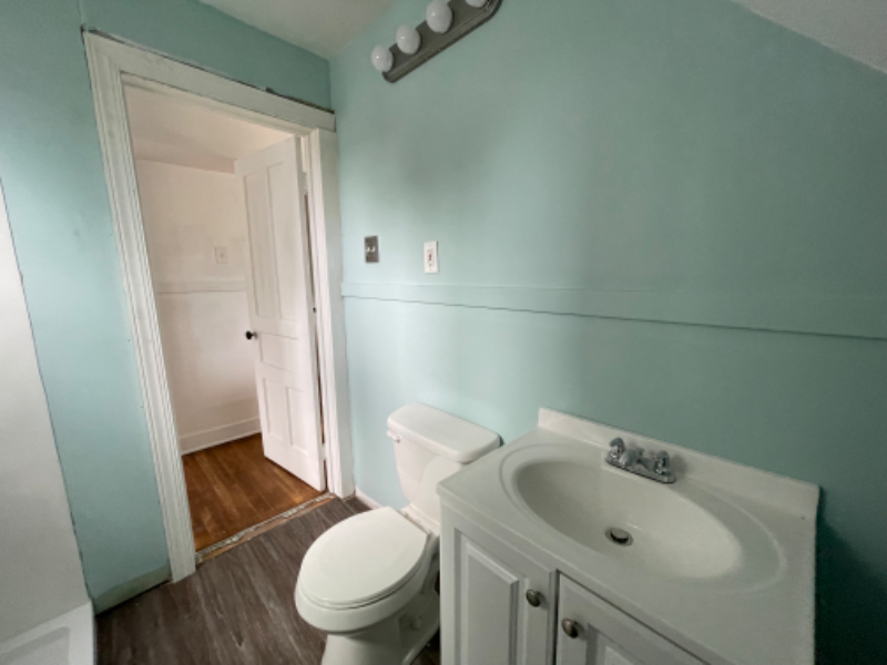 117 Barnard St - Photo 2 of 10