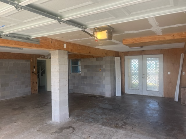 355 Ling St - Photo 2 of 13