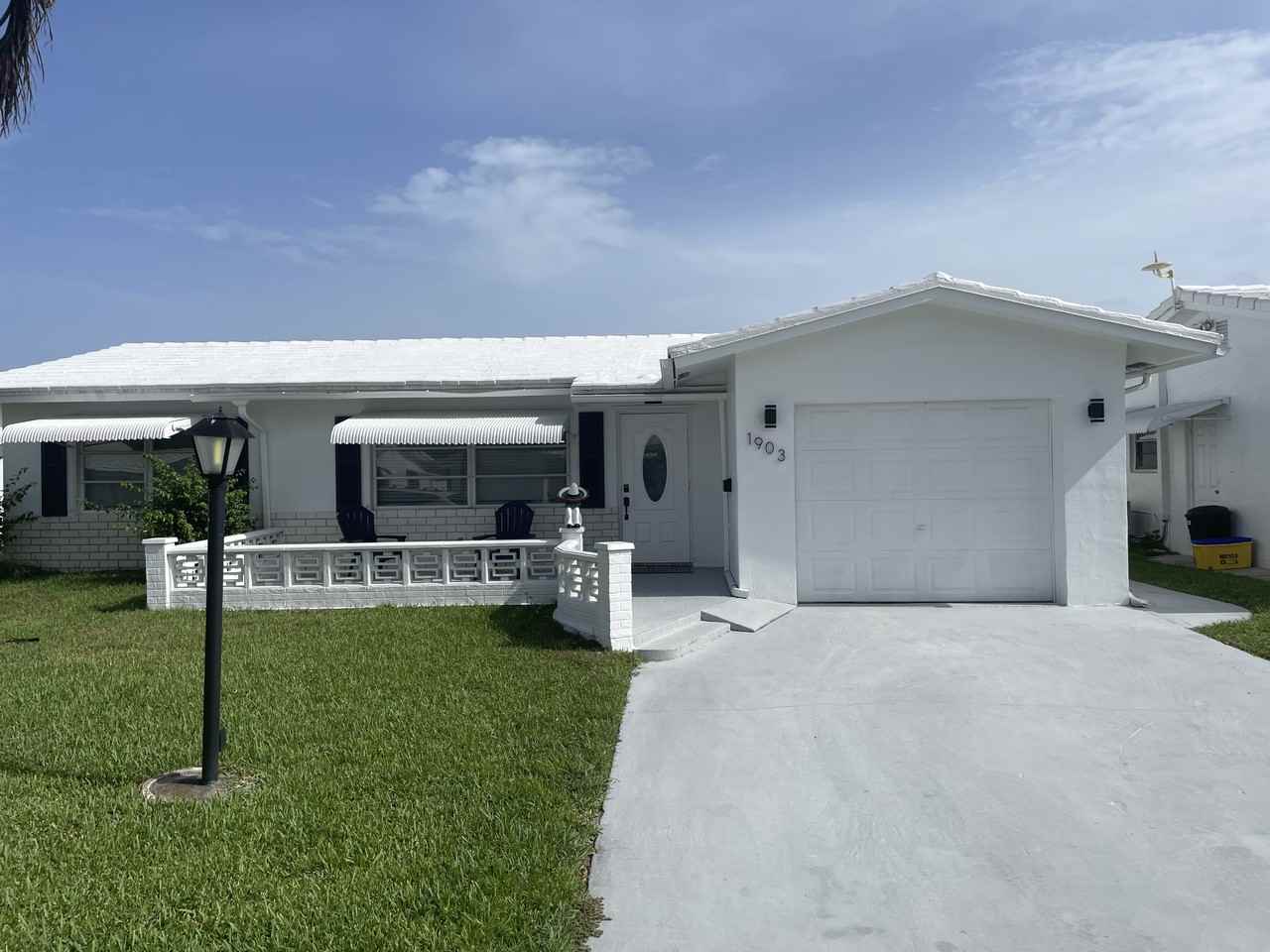 1903 Sw 14th Ave - Photo 2 of 22