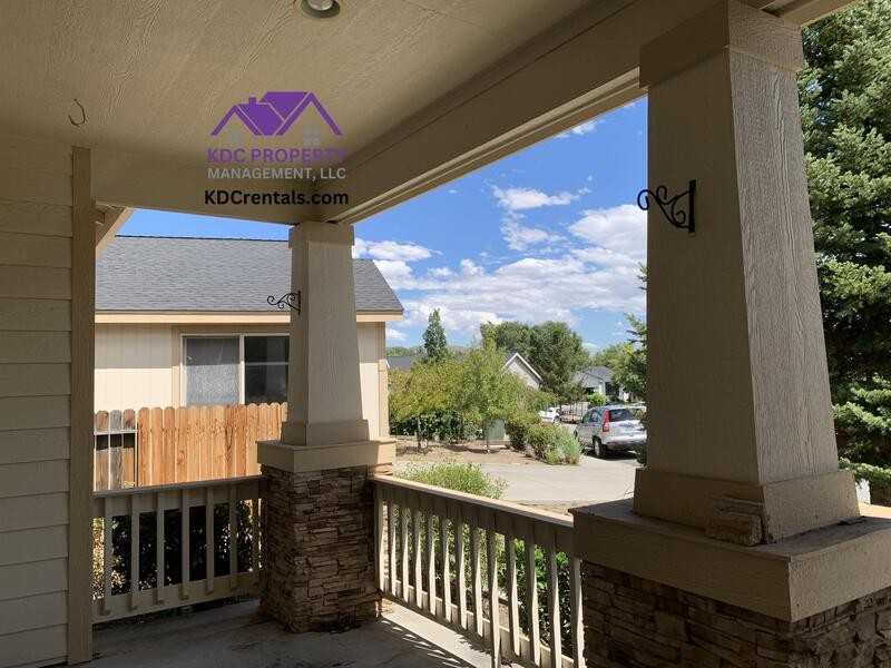 1024 Westcreek Ln - Photo 2 of 50