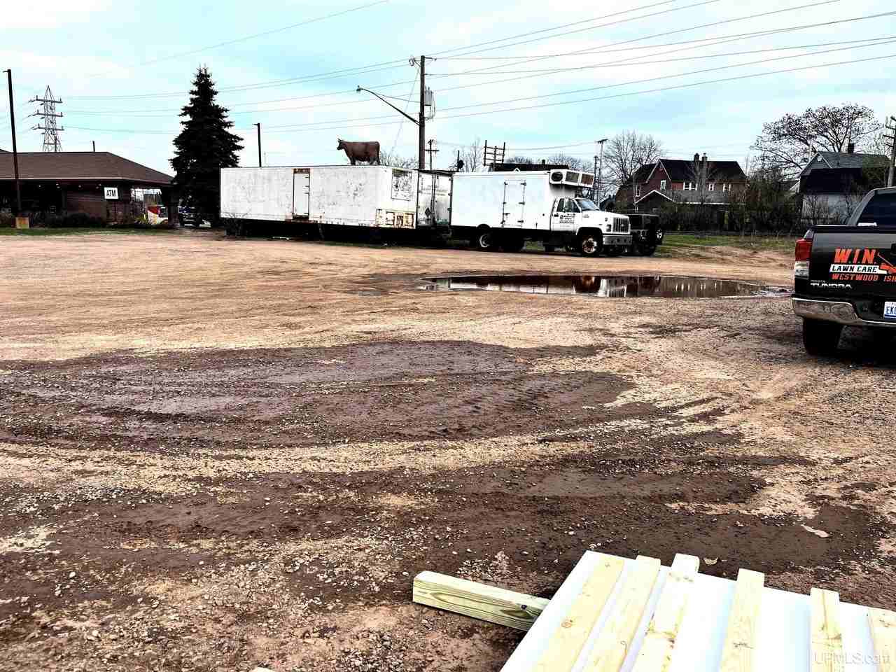 411 Us Highway 41 E - Photo 5 of 6