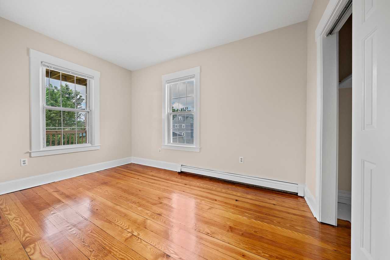 5 Colchester Street #2 - Photo 6 of 10