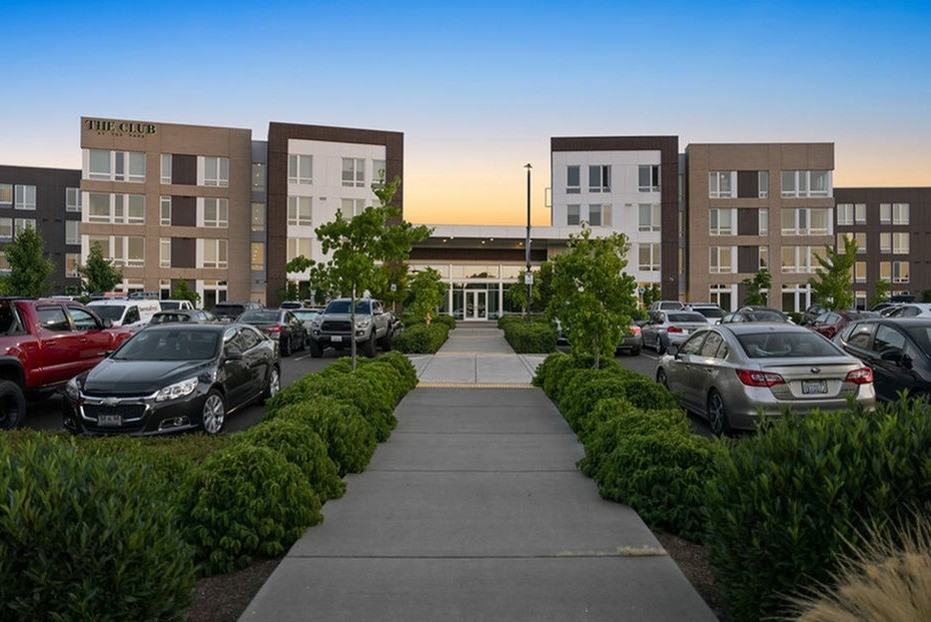 The Club at the Park - Photo 6 of 50