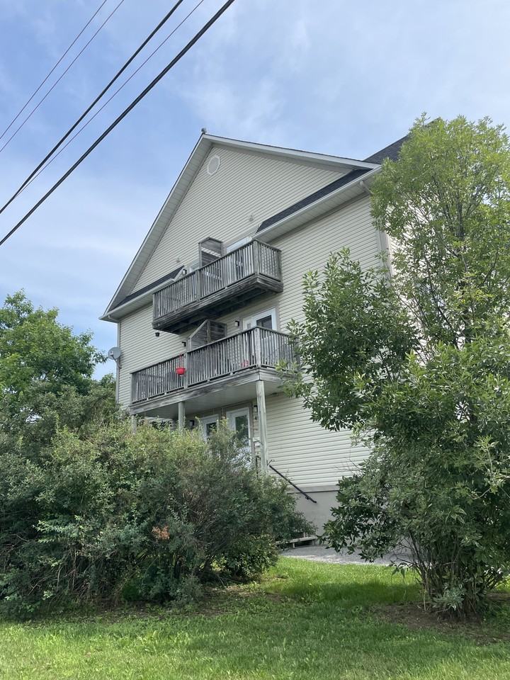 240 Mississippi Court #42