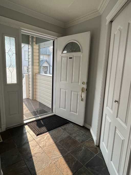 2 Hudson Rd #7 - Photo 3 of 28