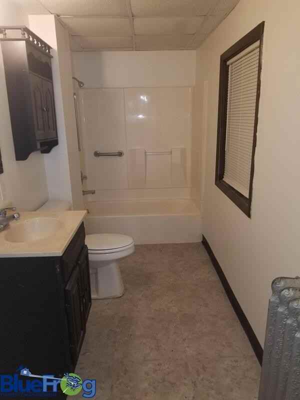 319 Nye St - Photo 2 of 10