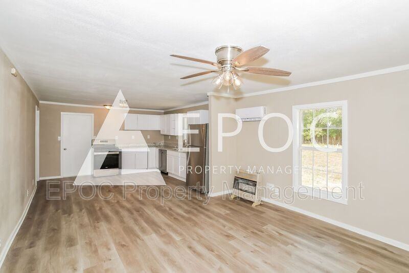 635 E 3rd St - Photo 2 of 15