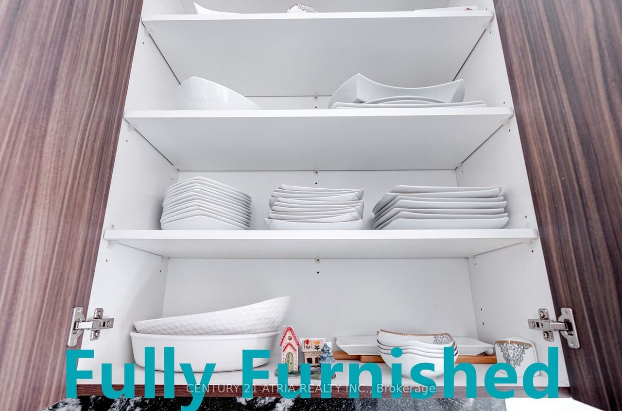 578 Sweetwater Crescent ## - Photo 3 of 6