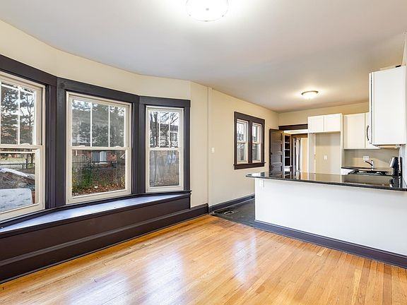 1923 W Bethune St #1 - Photo 3 of 8