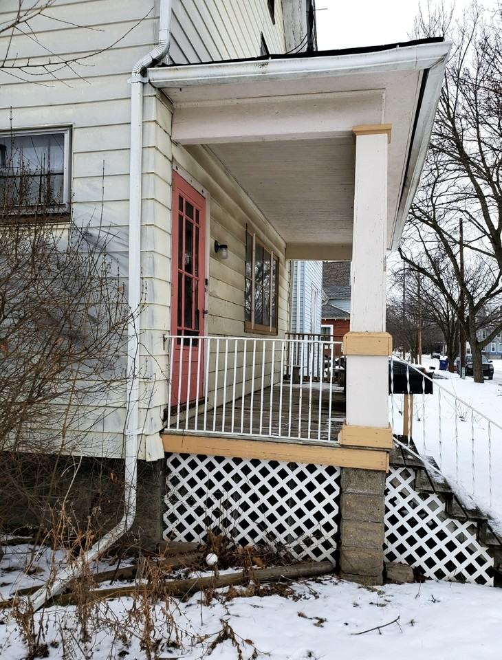 601 N Mclellan St #NA - Photo 3 of 18