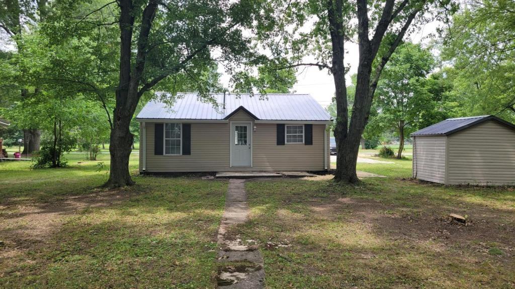 1307 S Massachusetts Ave - Photo 3 of 14