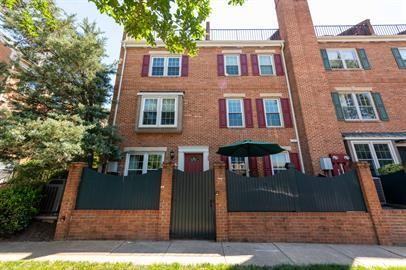 766 N Vermont St - Photo 2 of 27