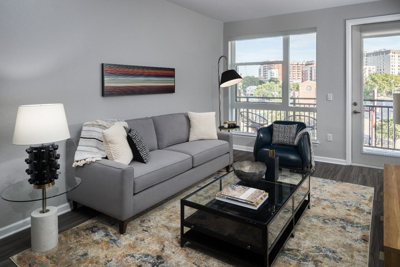 Z-042324-20th Street Station Apartments - Photo 3 of 16