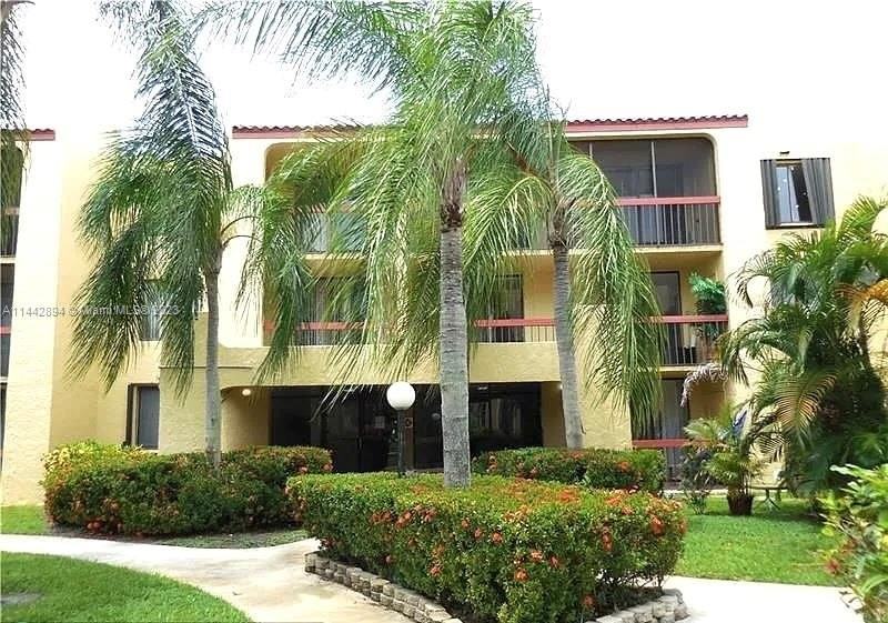 733 Se 1st Way #206