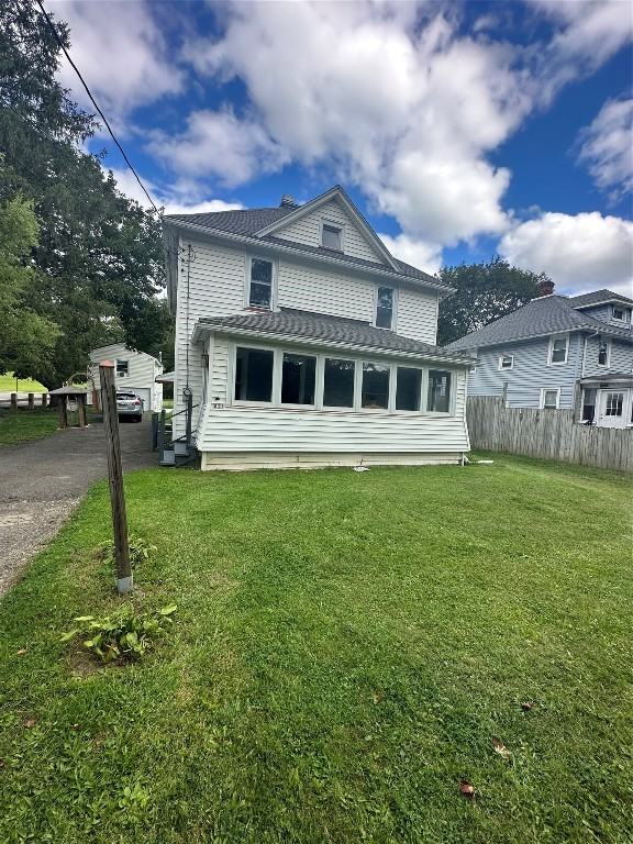 821 Main St - Photo 2 of 28