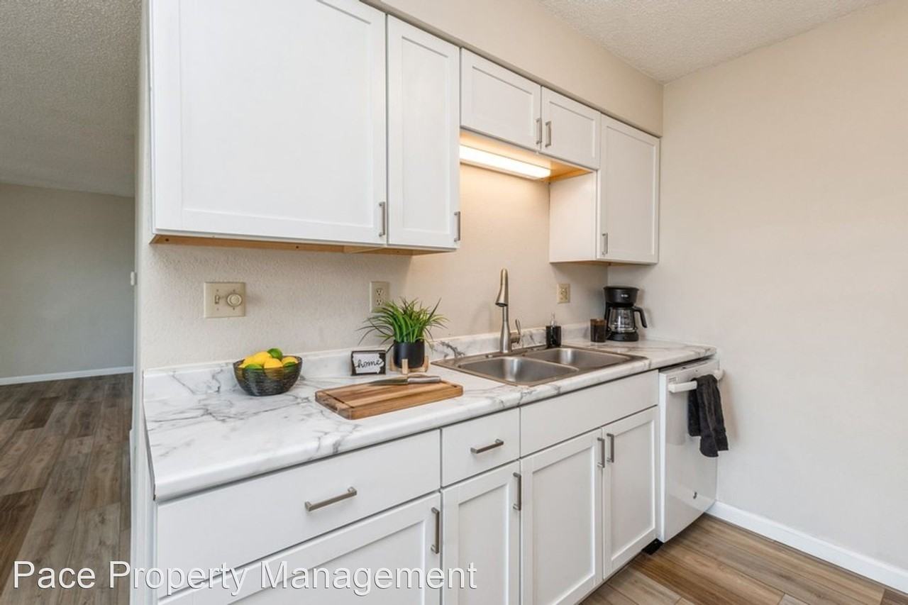 6627 Preston Terrace Ct Sw #3 - Photo 2 of 20