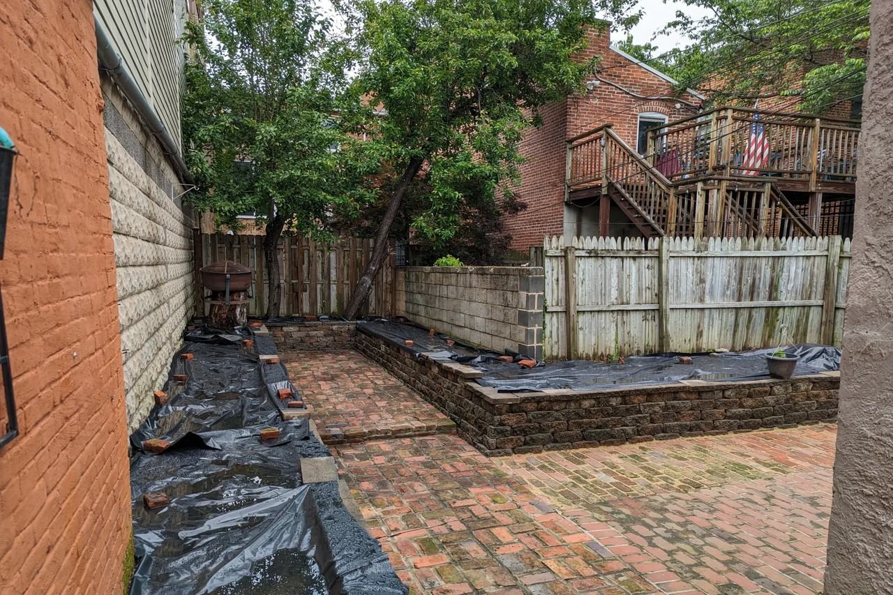 632 Eislen St - Photo 2 of 16