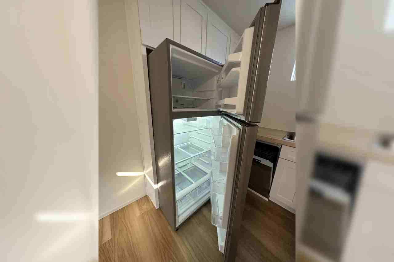 1313 S Claremont St - Photo 3 of 10