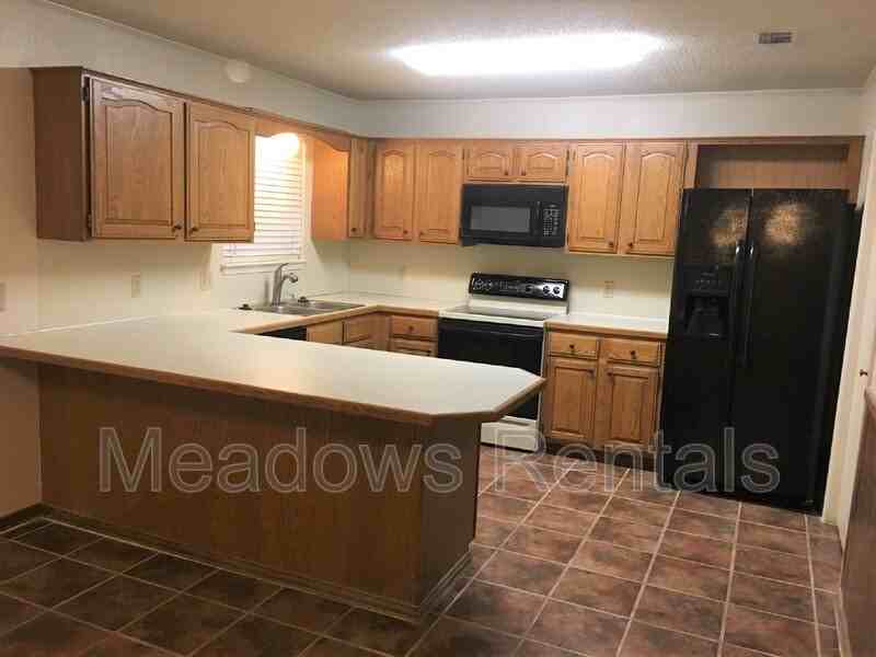 606 Circle Creek Dr - Photo 6 of 28