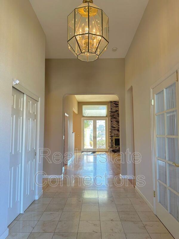 3653 Meadowlands Ln - Photo 2 of 22