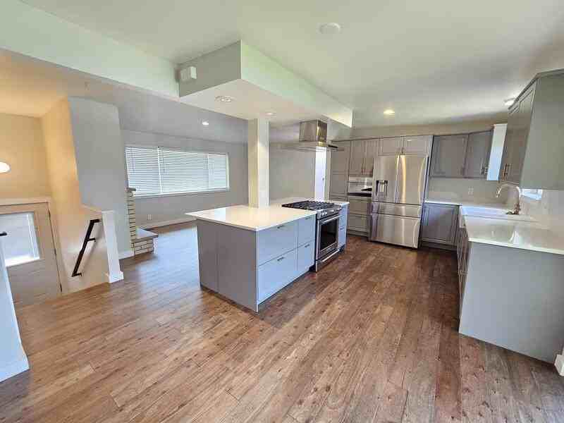 2809 E Banbury Rd - Photo 4 of 33