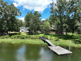 425 Shamrock Ct - Photo 1 of 1