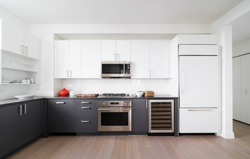 70 Pine St #59 - Photo 3 of 4