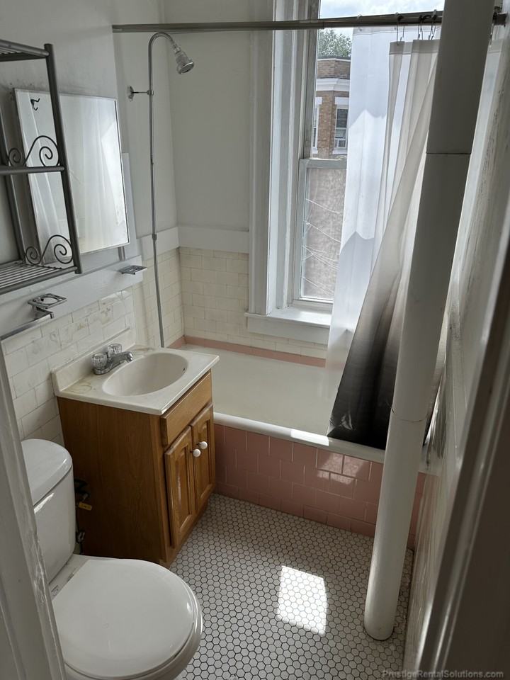 Kelton St #18 - Photo 7 of 10