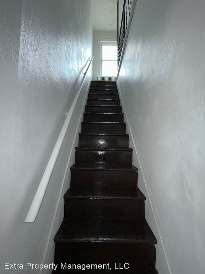 802-804 Liberty St - Photo 3 of 13