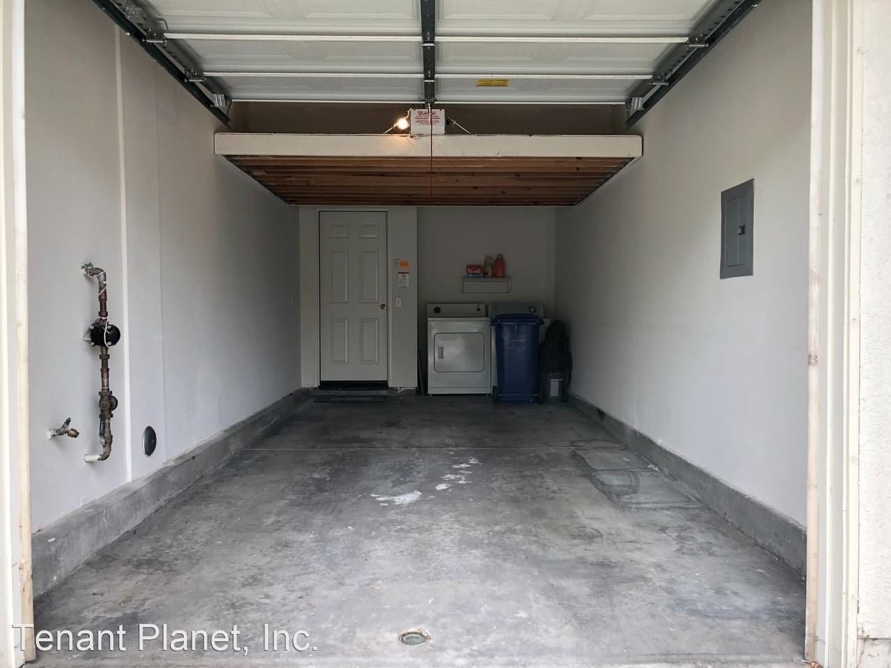 2573 Garnet Peak Rd - Photo 2 of 9