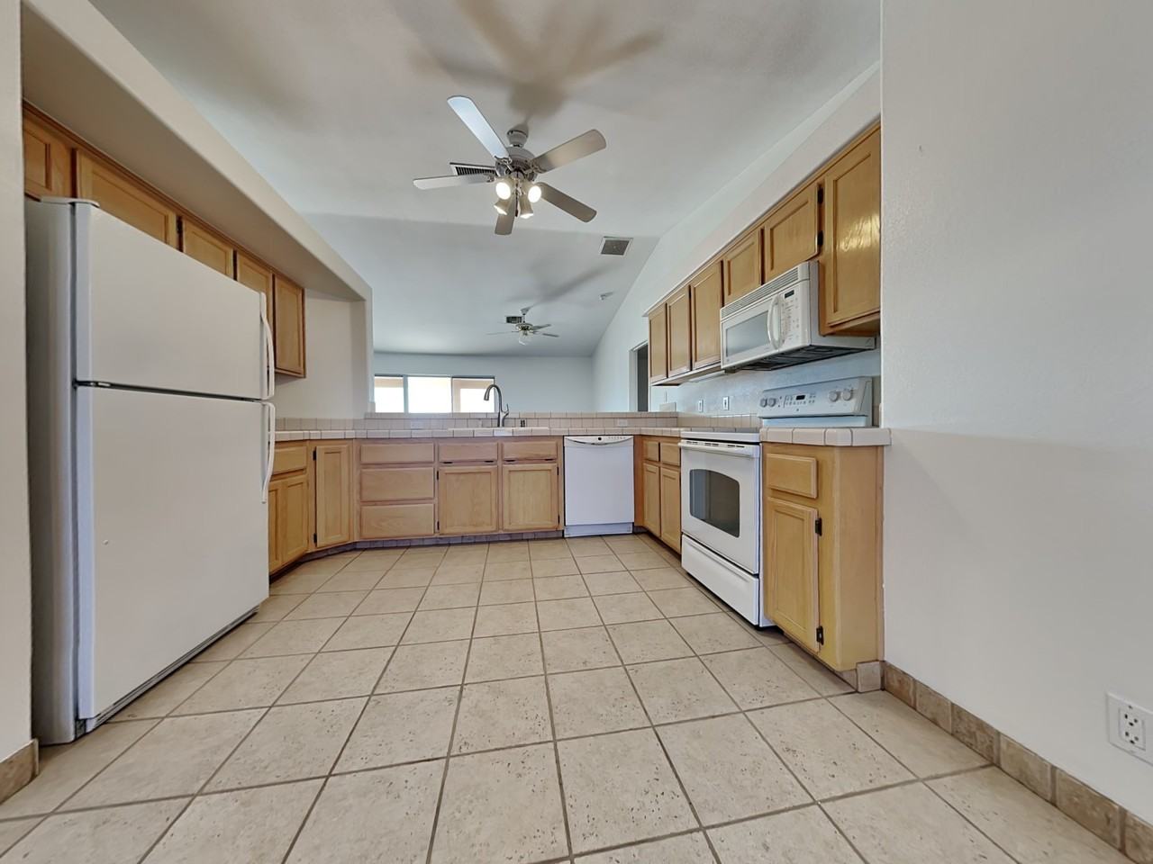 3229 Teal Ln - Photo 3 of 20