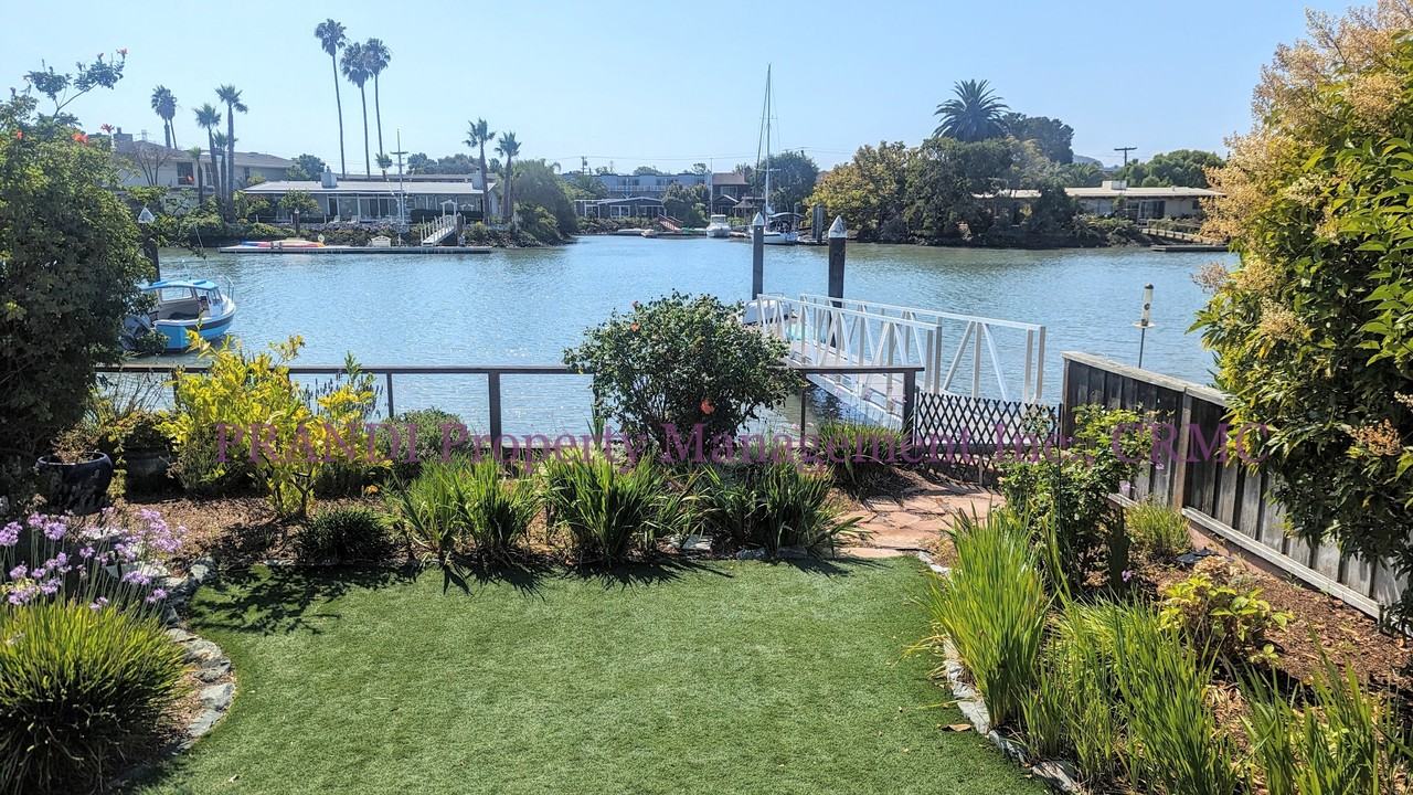 32 Porto Bello Dr - Photo 3 of 27