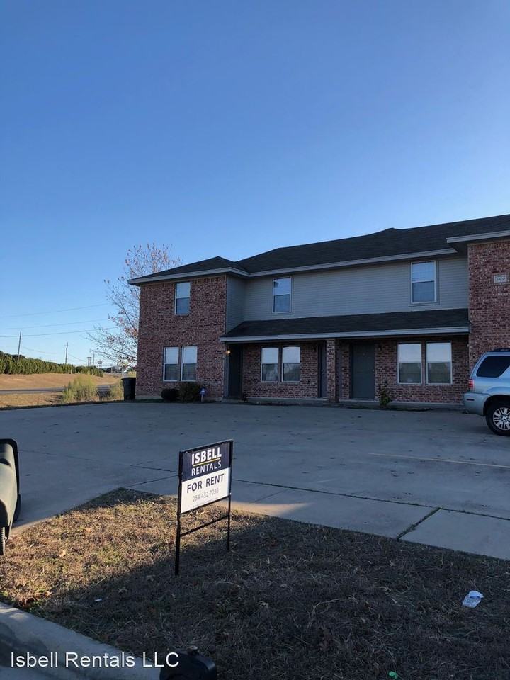 3800 Malibu Lane (A-D) - Photo 2 of 21