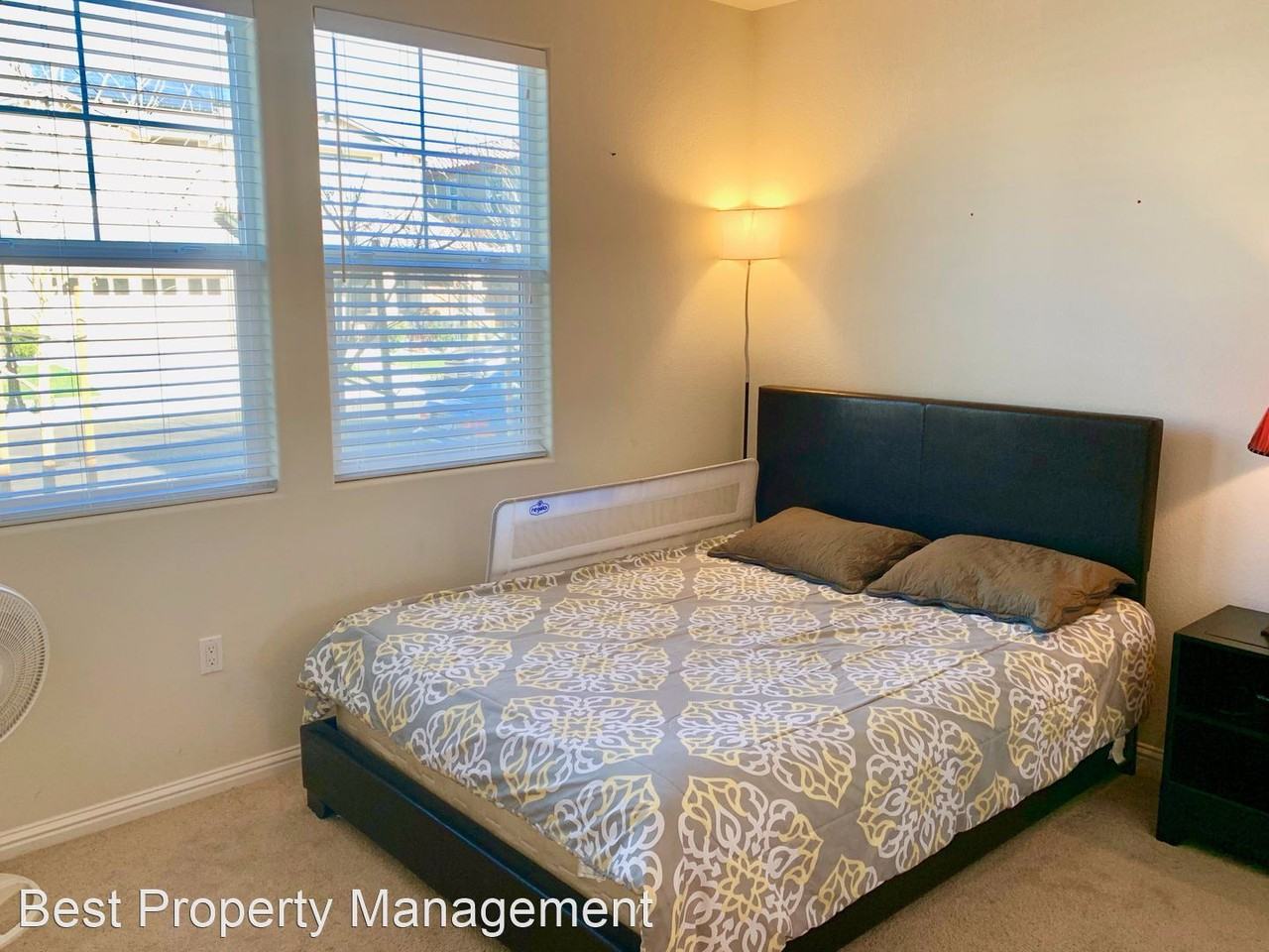 966 Princess Way - Photo 3 of 32