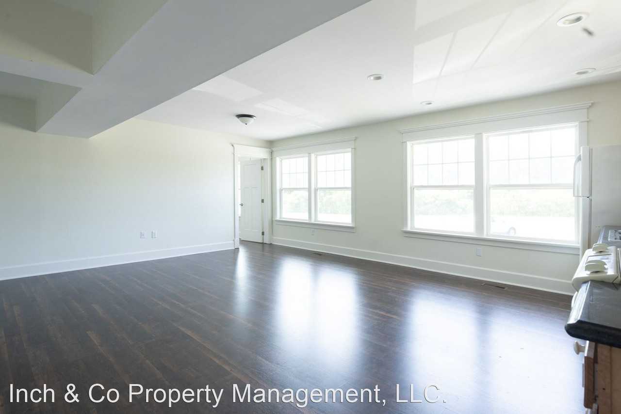 S Market St - Photo 3 of 7