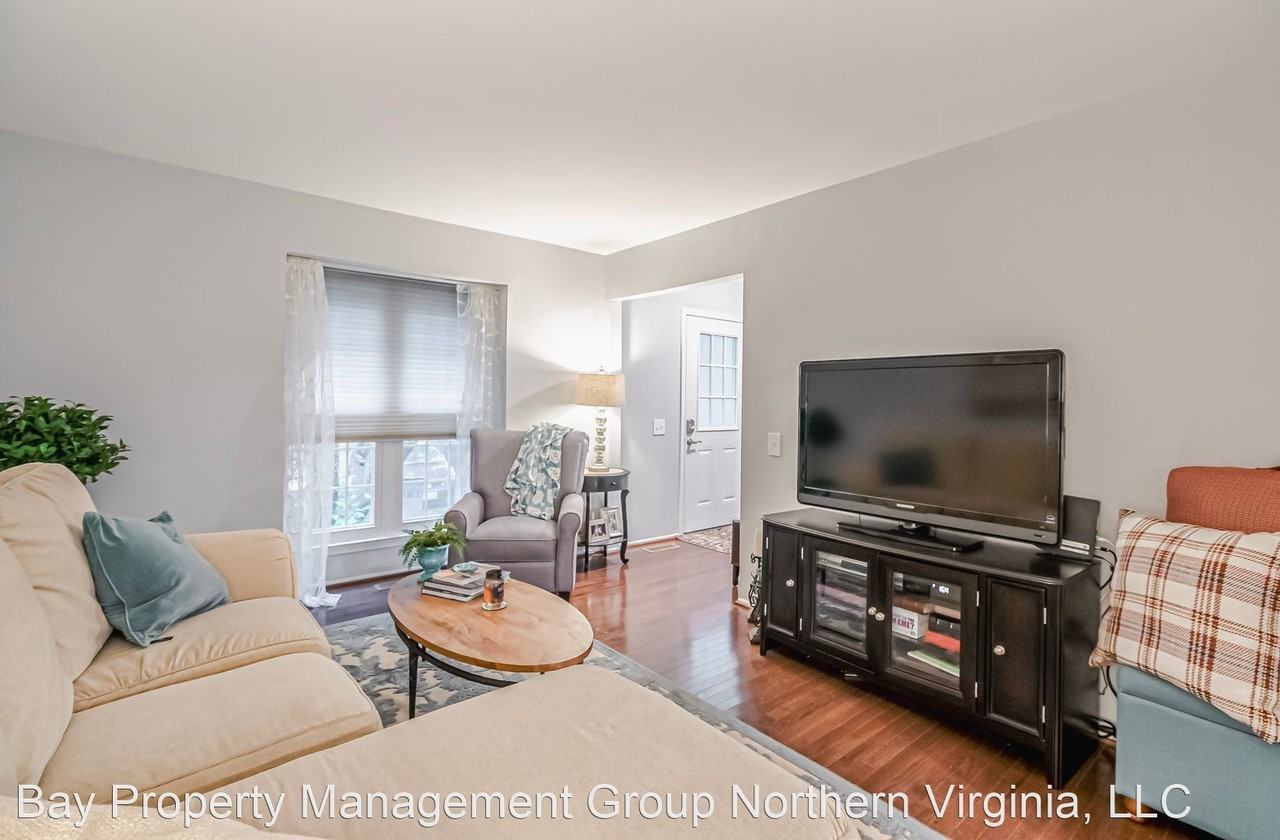 10212 Sassafras Woods Ct - Photo 3 of 27