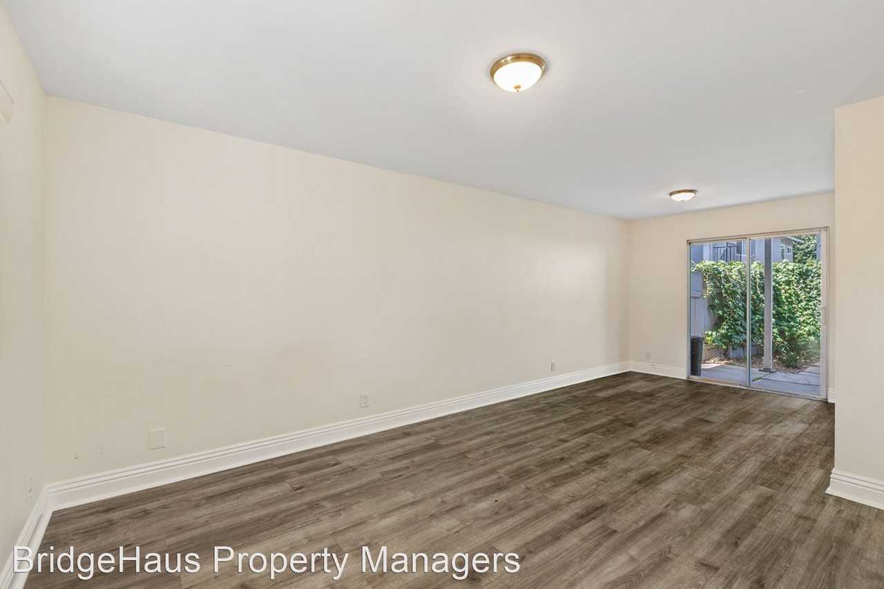 4435 Tremont St #10 - Photo 3 of 22