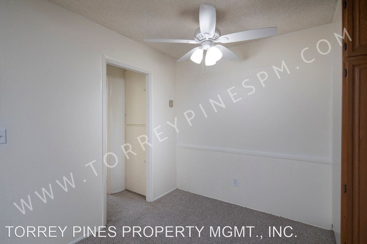 945 Chalcedony Street - Photo 2 of 23