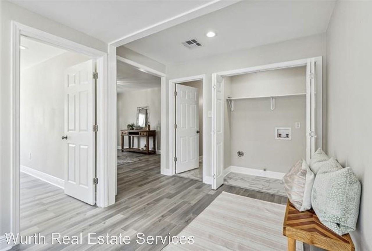 8329 Huntley Ln - Photo 3 of 18